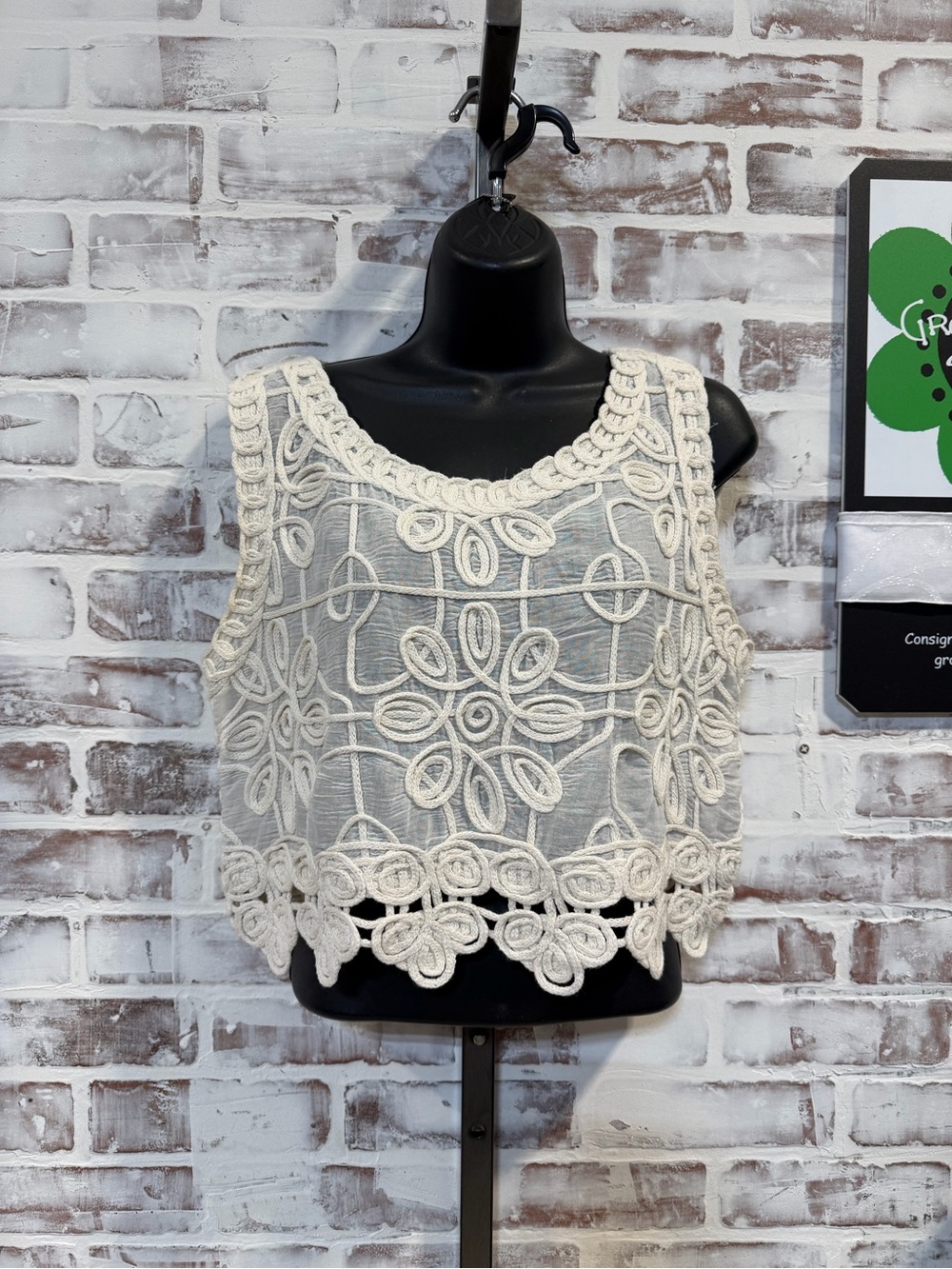 So Me Ivory Crochet Lace Crop Tank
